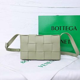Picture of Bottega Veneta Lady Handbags _SKUfw152377018fw